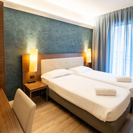 Des Etrangers 3* Mailand