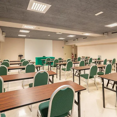 德斯艾特昂格尔斯酒店 酒店 3*