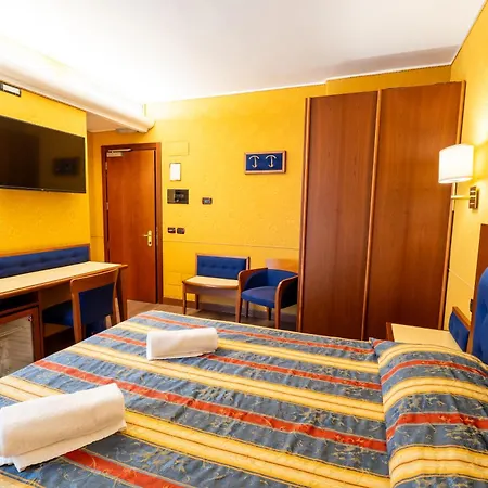 Hotel Des Etrangers 3*