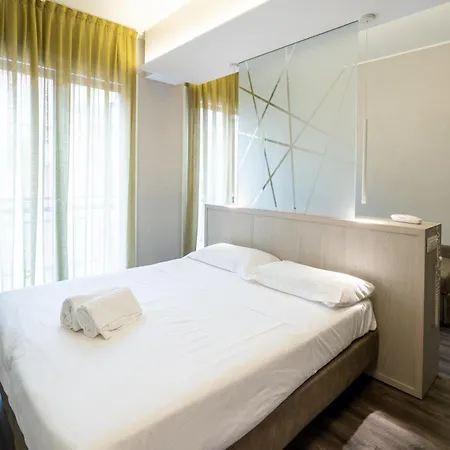 Des Etrangers Otel