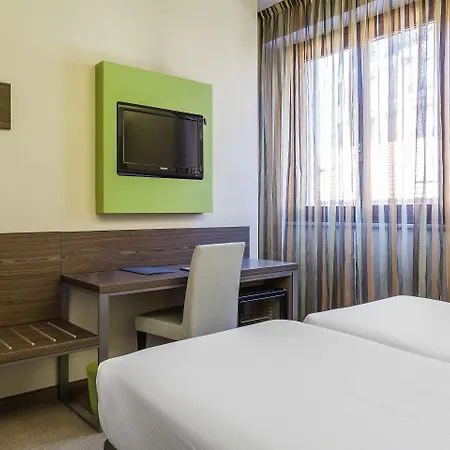 Des Etrangers 3* Milan