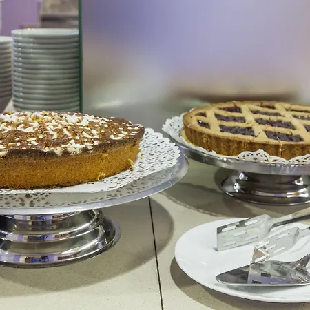 Des Etrangers 3* Milan