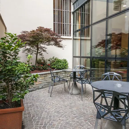 Hotel Des Etrangers 3*