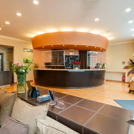 Des Etrangers 3* Milan